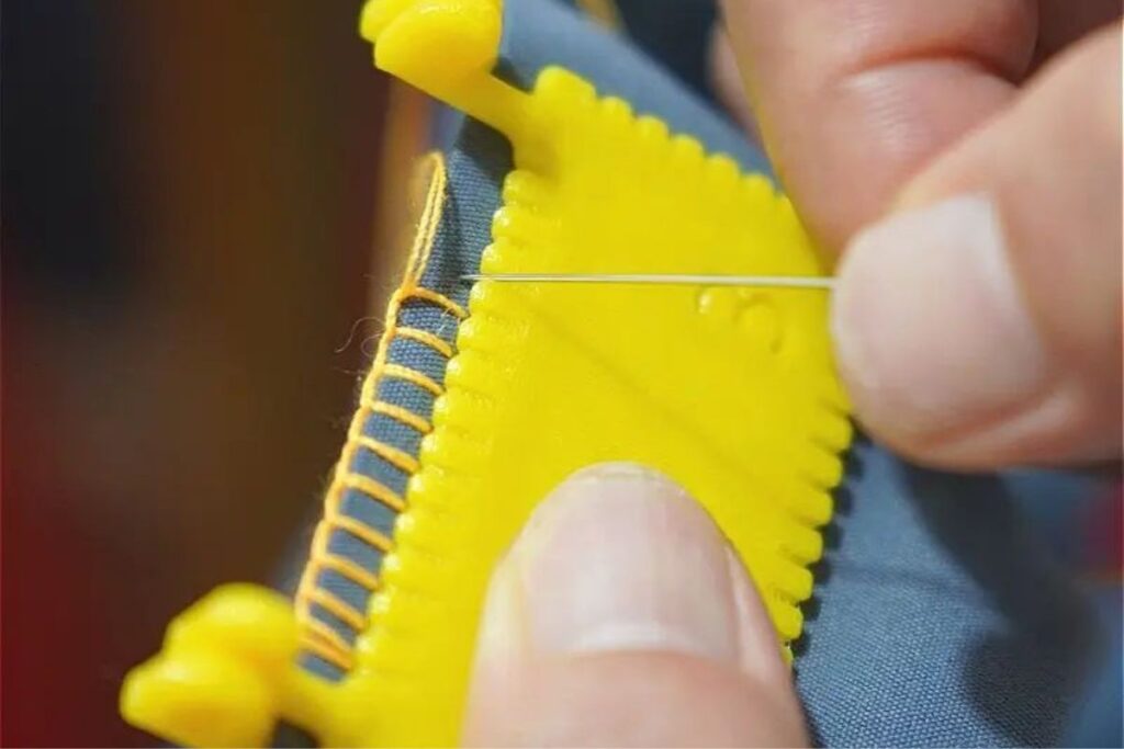 Fabric Stretching Clips